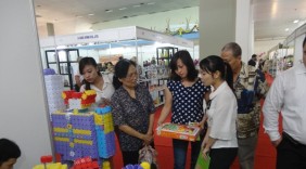 Đồ chơi Trung thu: Hàng Việt ngày càng thắng thế