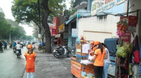 Fastfood Việt đổ bộ xuống phố