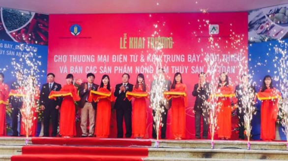 Khai trương Chợ thương mại điện tử nông lâm thủy sản Việt Nam
