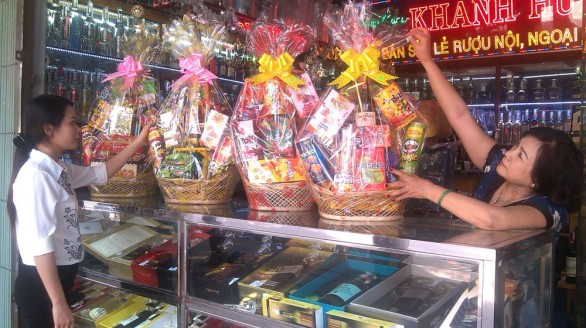 Chuộng hàng Việt, giá bình dân