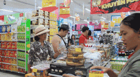 Dồi dào hàng Tết
