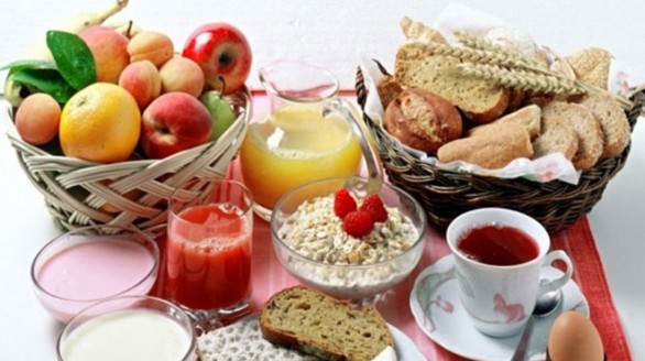 Ăn sáng thật nhiều bù cho cả ngày - sai lầm tai hại