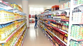 Điện Biên: Không thiếu hàng Tết