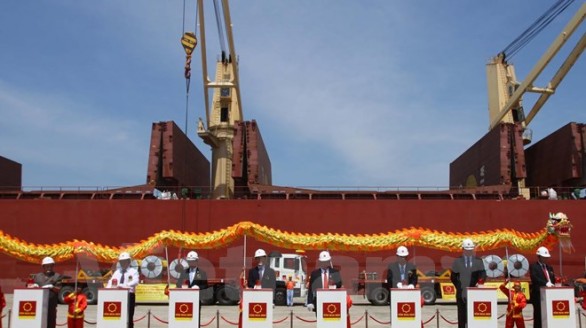 Doanh nghiệp Việt đầu tiên xuất khẩu tôn thành phẩm sang Hoa Kỳ