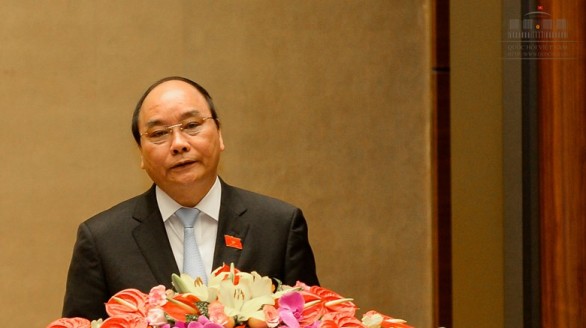 Giá dầu thô giảm mạnh, thu ngân sách vẫn đạt 1 triệu tỉ đồng
