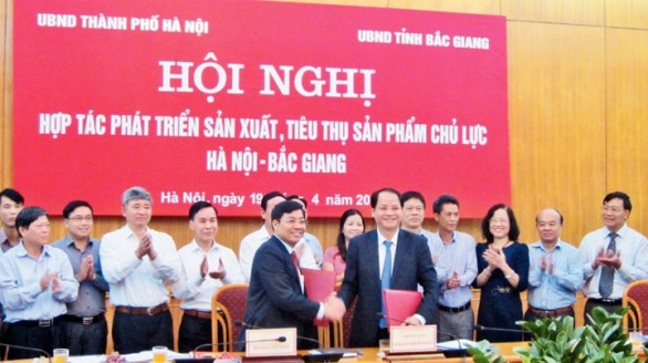 Đưa vải thiều Lục Ngạn, gà Yên Thế... về siêu thị Hà Nội