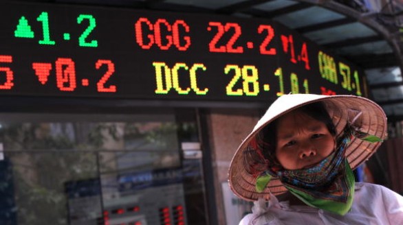 Nợ công Việt Nam gấp đôi nhiều nước ASEAN