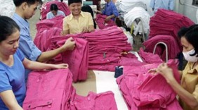 Nhiều doanh nghiệp dệt may kín đơn hàng đến cuối năm