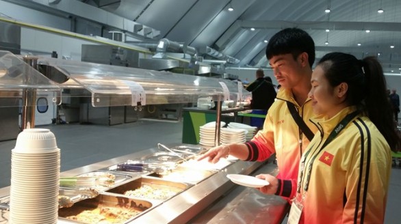 ‘Phở xào Việt Nam’ đắt hàng ở Olympic 2016