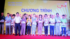 Khai mạc “Phiên chợ vui đưa hàng Việt về khu, cụm công nghiệp”