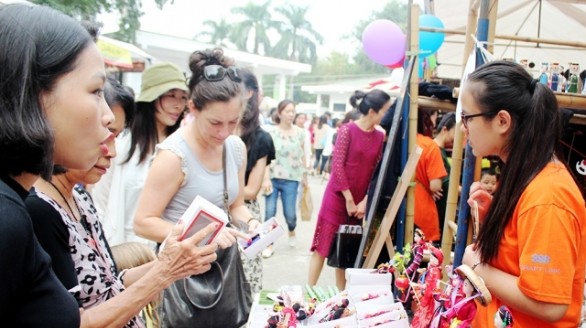 Hội chợ hàng thủ công mỹ nghệ lần thứ 26: Cơ hội thúc đẩy và phát triển hàng Việt