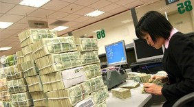 Ngân hàng bắt đầu đẩy mạnh tiền ra