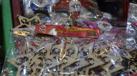 Đồ trang trí Noel “made in Việt Nam” dễ mua, phong phú