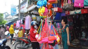 Hàng hóa sản xuất trong nước: Giá cả cần cạnh tranh hơn