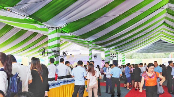 Dân bất động sản hào hứng năm mới
