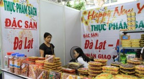 TP.HCM tổ chức Hội chợ Tết cho học sinh, sinh viên