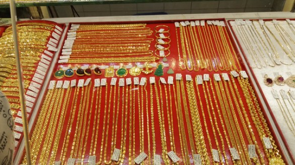 Giá vàng tiếp tục giảm sâu