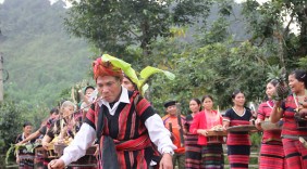 Dệt zèng xuất ngoại