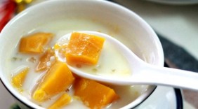 Tăng trí nhớ, thanh nhiệt cho sĩ tử từ các món kết hợp giữa bí đỏ và đậu xanh