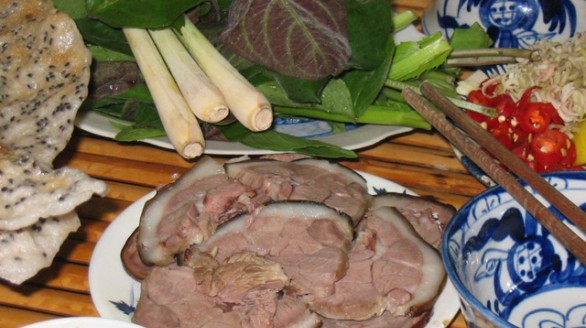 Thịt chó và những hiểm họa khôn lường