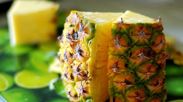 Vì sao nên ăn dứa thường xuyên