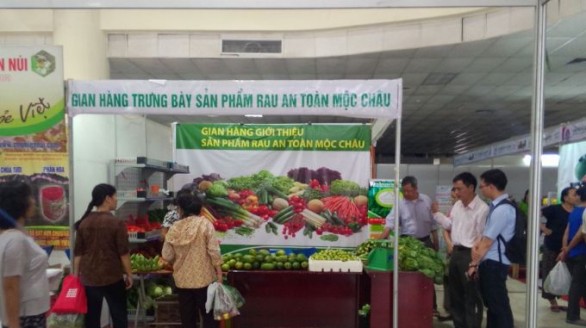 Phiên chợ Nông sản và thực phẩm an toàn tháng 7