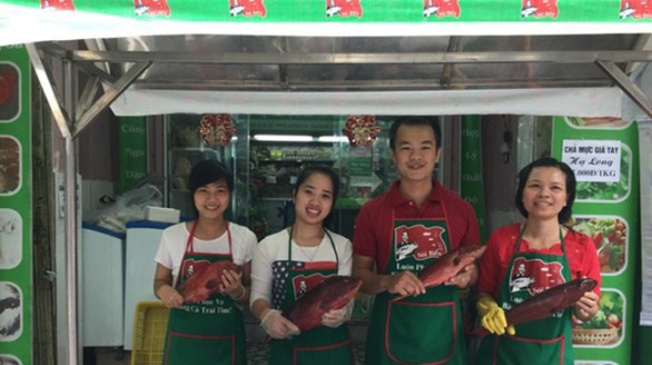 8X khởi nghiệp bán hải sản Sói Biển vì sợ thi trượt cao học