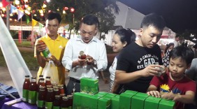 Bà con Nam Đông với niềm tin hàng Việt