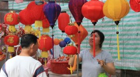 Lồng đèn Việt đang giành lại thị trường từ tay đồ chơi Trung Quốc