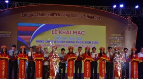 Khai mạc Hội chợ triển lãm hàng công nghiệp nông thôn tiêu biểu khu vực phía Bắc