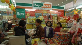 Hàng Việt chiếm ưu thế thị trường Tết