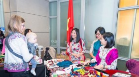 Đại sứ quán Việt Nam tại Mỹ quảng bá văn hóa tại Trung tâm thương mại quốc tế