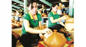 Tìm hướng tăng giá trị cho hàng Việt xuất khẩu