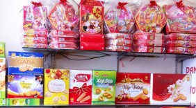 Bánh kẹo nội địa thắng thế trong dịp Tết nguyên đán