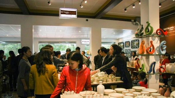 Ra mắt chuỗi cửa hàng chuyên bán đồ gốm sứ Bát Tràng