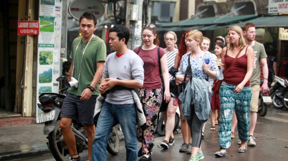 Xây dựng tour du lịch giới thiệu hàng Việt