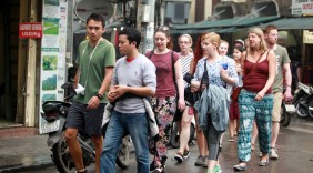 Xây dựng tour du lịch giới thiệu hàng Việt
