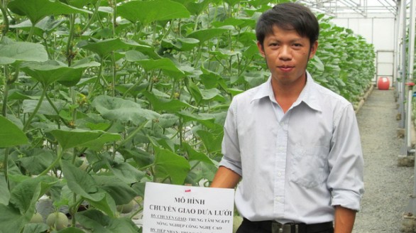 Anh kỹ sư mê làm nông dân