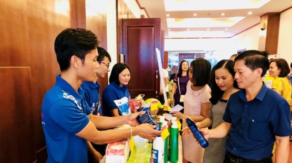 Thúc đẩy tiêu thụ hàng Việt Nam tại thị trường trong nước
