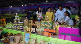 Đồng tháp thu hút 40.000 lượt khách đến Hội chợ sản phẩm công nghiệp nông thôn