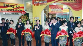 Lần đầu tiên tổ chức 
