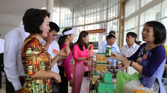 Nữ doanh nhân khởi nghiệp sáng tạo với cây Sachi