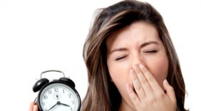 Tại sao ngủ đủ giấc mà vẫn buồn ngủ?