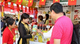 Gian hàng Việt Nam hút khách tại Hội chợ ẩm thực Hong Kong 2018