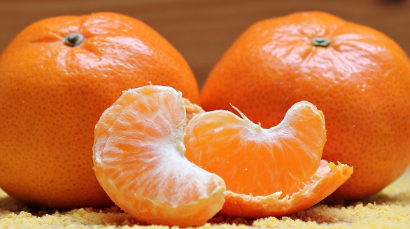 Làn da trắng trẻo mịn màng nhờ các loại hoa quả