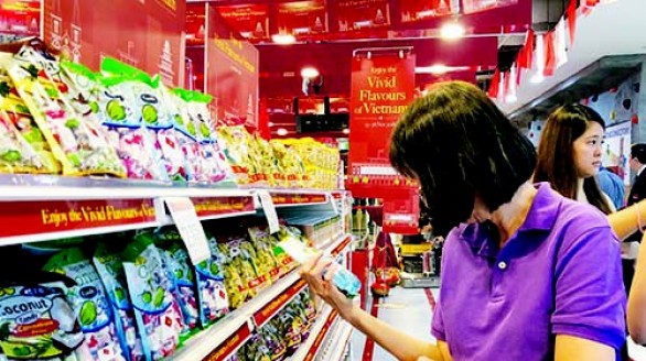 Hàng Việt chinh phục khách Singapore