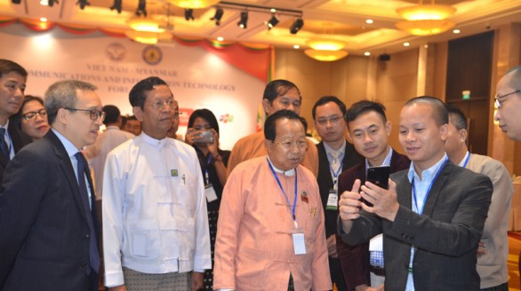 Sản phẩm và dịch vụ 