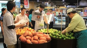 Tìm đầu ra cho nông sản sạch: Song hành sản xuất và phân phối