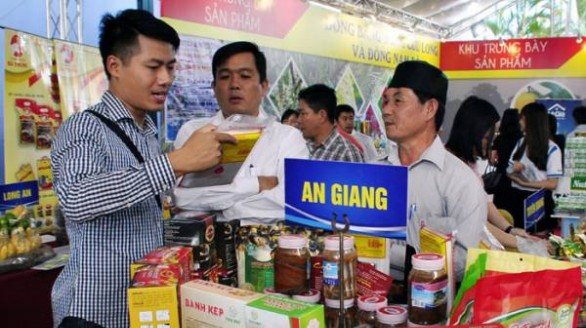 Sâu sát với cuộc vận động hàng Việt