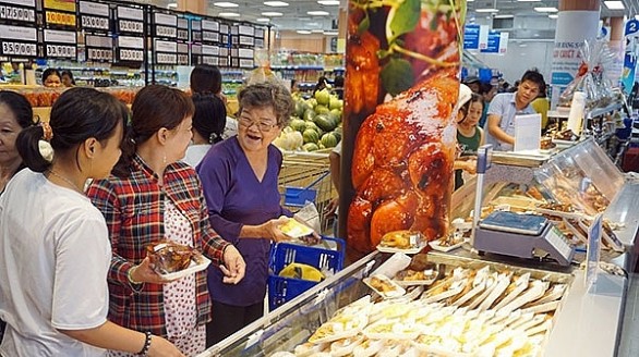 Thị trường hàng hóa Tết tại An Giang: Tăng nhiệt nhưng không tăng giá